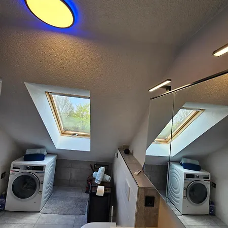 Gemuetliche In Naehe 아파트