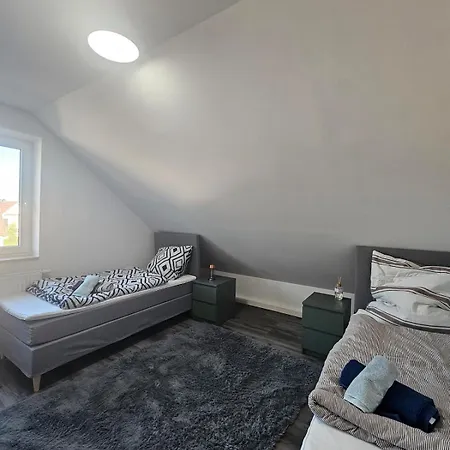 Gemuetliche In Naehe 아파트 라크위츠